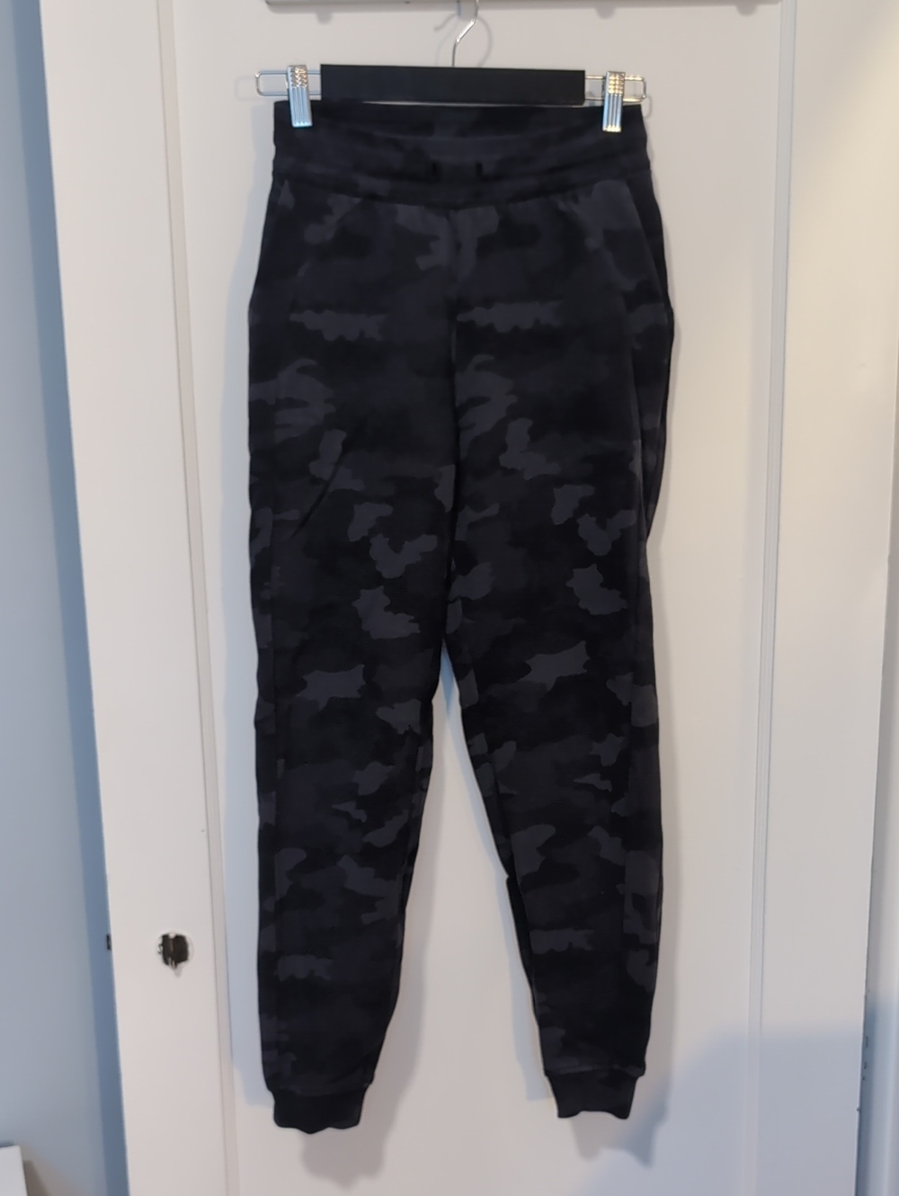 lululemon athletica Black & Charcoal Camo Joggers